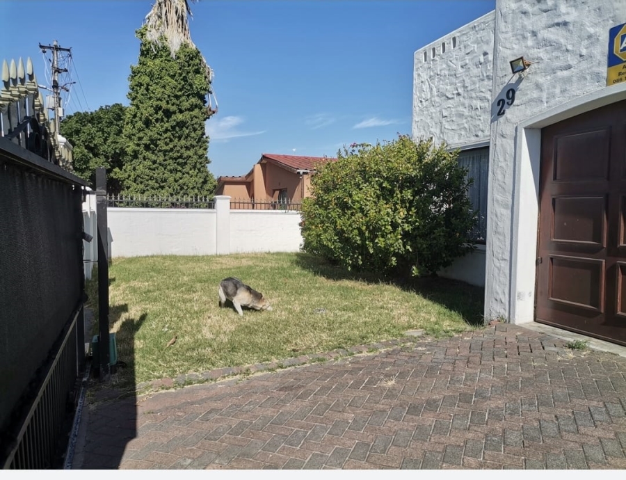 3 Bedroom Property for Sale in Ravensmead Western Cape